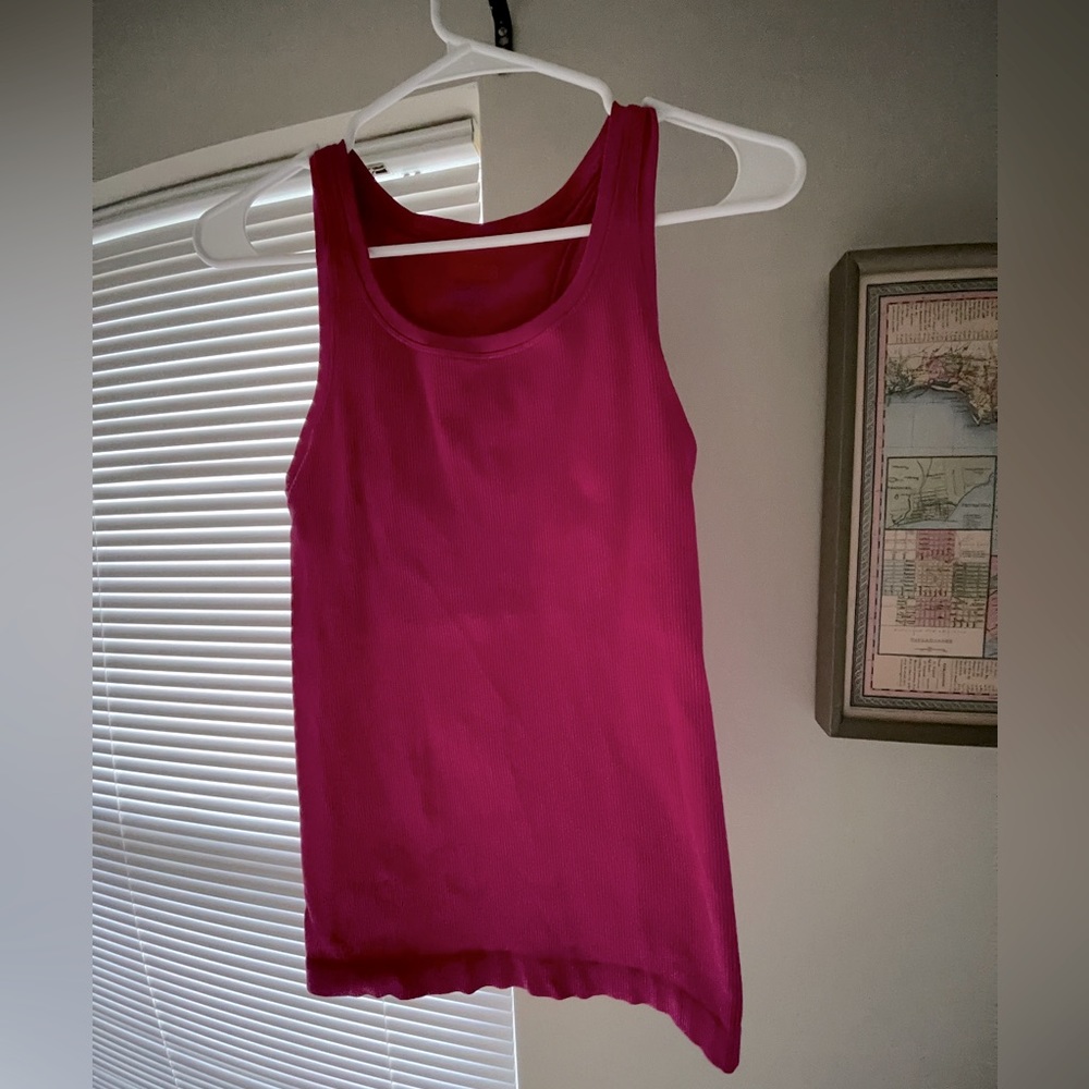Spanx Ribbed racerback pink tank (S/M)